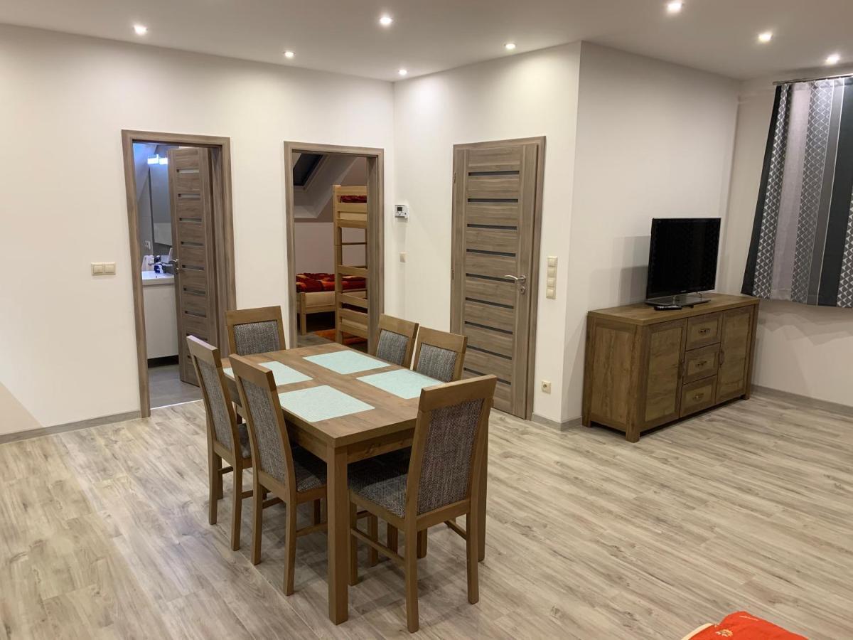 Apartman Liso Bobrovec Exteriör bild